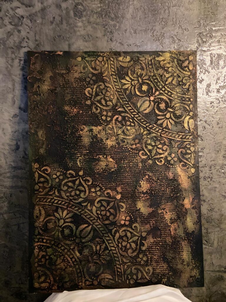 Hera Design hand-painted earthen wall art object