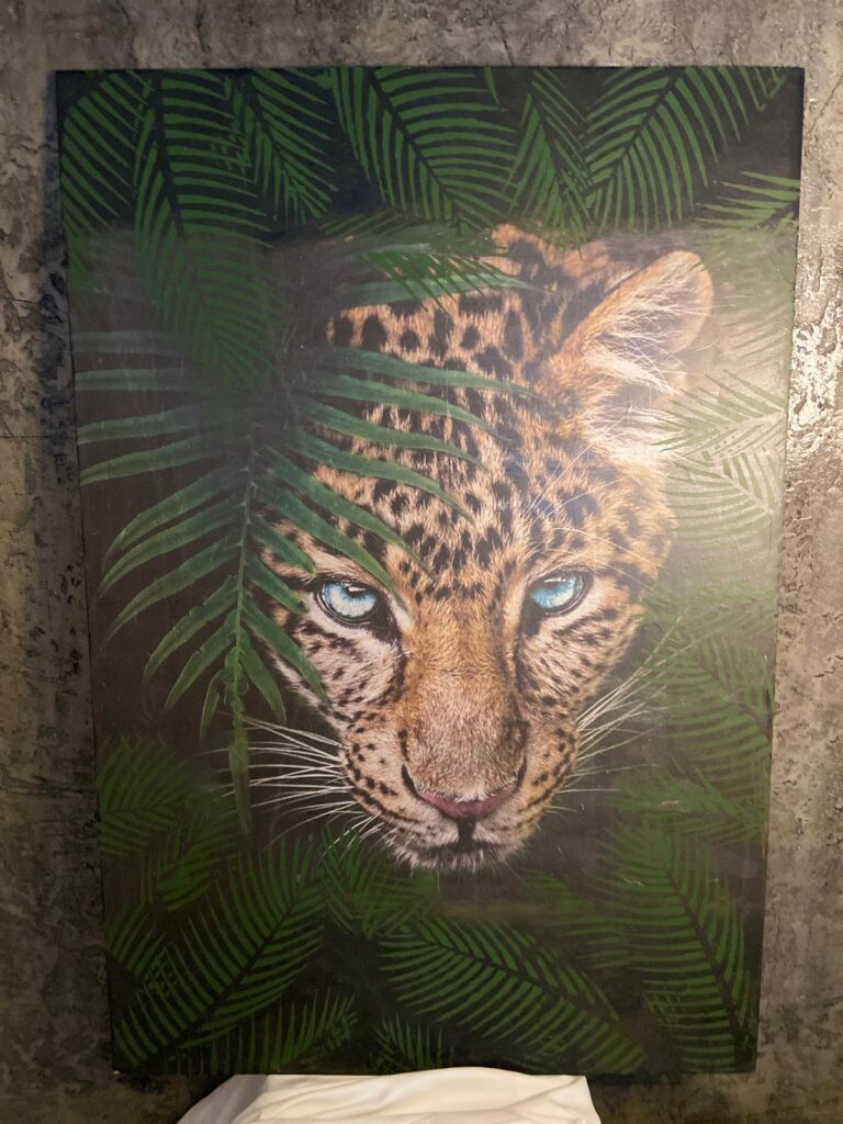 Hera Design hand-painted earthen wall art object